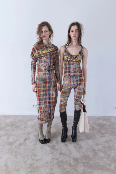 Look 34
